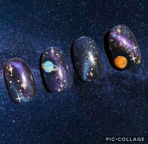 Planets Nail Art, Coldplay Nails Inspired, Outer Space Nail Designs, Coldplay Inspired Nails, Coldplay Nail Art, Planet Nails Design, Coldplay Nails Design, Planets Nails, Coldplay Nails