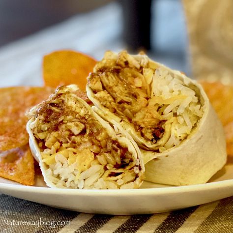 Copycat Taco Bell Chicken Burrito Taco Bell Chicken Burrito, Chicken Burrito Recipe, Taco Bells, Sour Cream Ranch Dressing, Taco Bell Copycat, Burrito Recipe Chicken, Copycat Taco Bell, Chicken Burrito, Avocado Sauce