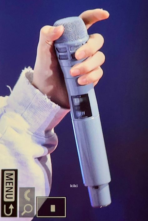 Enhypen Microphone, Sunoo Sacrifice, Enhypen Fate World Tour, Enhypen World Tour Fate, Enhypen World Tour, Icon Wallpaper, Seoul Korea, Fashion Icon, Color Names