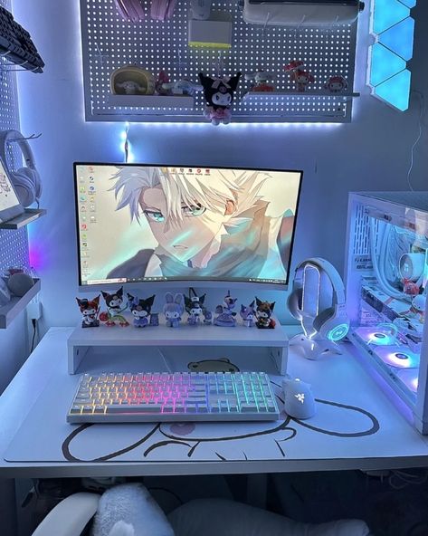 55 Inch Desk Setup, Grey Pc Setup, Single Monitor Gaming Setup, White Gaming Setup, Bedroom Inspirations Green, White Desk Setup, Pc Games Setup, Games Room Inspiration, Dream Setup