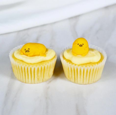 Gudetama Party Ideas, Gudetama Cupcakes, Gudetama Birthday Theme, Gudetama Dessert, Gudetama Cake, Gudetama Party, Gudetama Birthday, Gudetama Food, Yellow Cupcakes