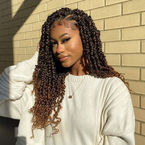 Long Passion Twist - Indique Hair Crochet Passion Twists, Tiana Passion Twist, Passion Twists Crochet, Twists Crochet Braids, Crochet Passion Twist, Twists Crochet, Passion Twist Hair, Crochet Styles, Bohemian Hair