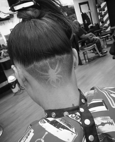 Spider-Woman Shaved Hair Designs Halloween, Spider Undercut, Spider Hair Design, Undercut Designs For Women Patterns, Spider Web Undercut, Halloween Undercut Designs, Undercut Hairstyles Women Design, Halloween Undercut, Spider Web Haircut