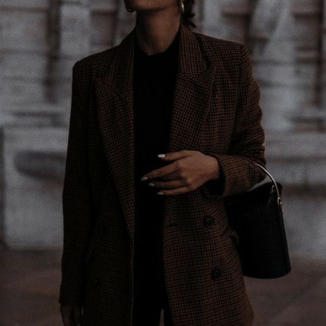 Rich Girl Aesthetic Outfit, Professor Aesthetic, Female Professor, Fit University, Women Lawyer, Jennifer Walters, Lawyer Fashion, Lawyer Outfit, Rich Girl Aesthetic