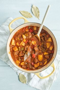 Hungarian Goulash, Beef Stew Meat, Fall Dishes, Goulash, Sweet And Sour Pork, Gourmet Recipes, Stew, A Food, Comfort Food