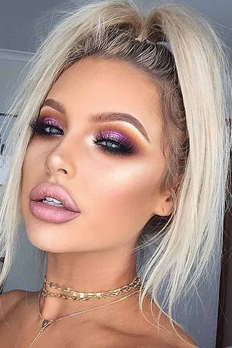 Sexy Makeup Ideas for Valentines Day ★ See more: http://glaminati.com/makeup-ideas-valentines-day/ Coachella Make-up, Trucco Glam, Trucco Smokey Eye, Prom Makeup Ideas, Coachella Makeup, Halloween Make-up Looks, Mekap Mata, Makeup Pengantin, Prom Makeup Looks