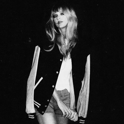 Taylor Awift, Blackandwhite Aesthetic, Aesthetic Shuffles, All About Taylor Swift, Taylor Swift Wallpaper, Image Collection, Not Mine, Taylor Swift, Swift