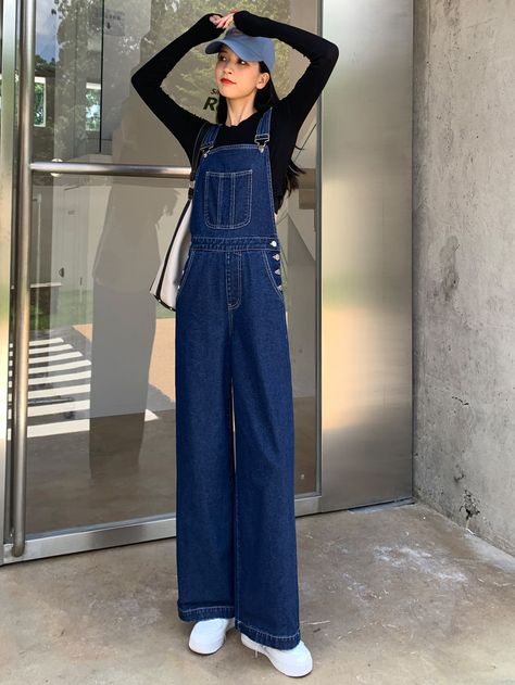 Overall outfit