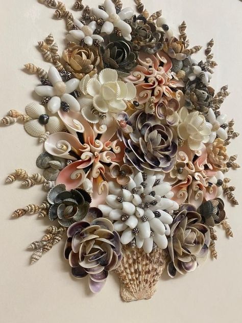 Shells Artwork, Stones Decoration, Anastasia Trusova, Seashell Creations, Seashell Mosaic, Seashell Flowers, Seashell Artwork, Shell Artwork, Seashell Art Diy