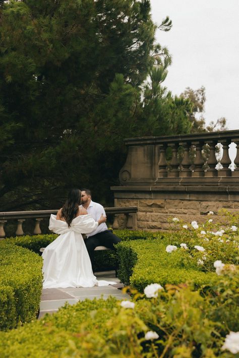 Engagement Photos Park, Engagament Photos, Greystone Mansion Wedding, Classic Engagement Photos, Classy Engagement Photos, Engagement Shoots Poses, Greystone Mansion, Engagement Videos, Cute Engagement Photos