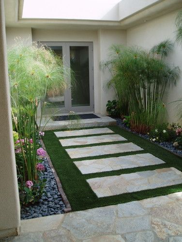 Artificial grass/xeriscape Modern Front Yard, Contemporary Patio, Front Yard Design, Front Yard Garden Design, Front Yard Garden, Yard Design, Concrete Patio, House Landscape, Front Yard Landscaping Design