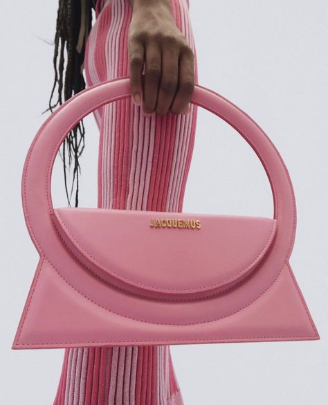 Jacquemus Bags, Iconic Bags, Hanging Bag, Harper's Bazaar, Womens Tote, Pink Bag, Fashion Handbags, Saddle Bags, Luxury Design