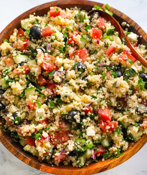 Easy Couscous Salad with Feta - Sims Home Kitchen Coucous Salad Recipes Feta, Sims Home, Salad Fingers, Couscous Salad Recipes, Mediterranean Flavors, Grilled Chicken Skewers, Salad With Feta, Olive Salad, Fresh Salad Recipes