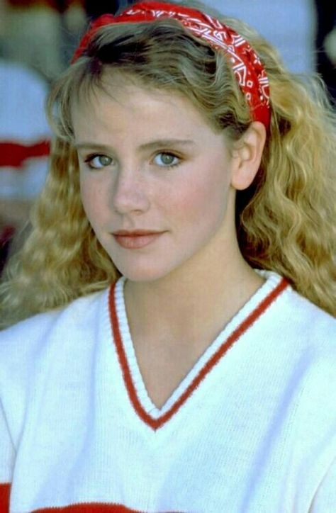 AMANDA Peterson  cant buy me love 80s Face Claims, 1980s Hairstyles, Ellie Core, 80s Things, Amanda Peterson, Can't Buy Me Love, Female Faces, 80s Aesthetic, 80s Movies