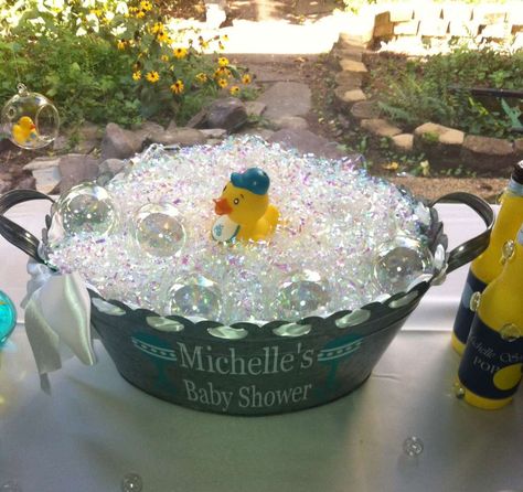 BUBBLES BABY SHOWER | CatchMyParty.com Baby Shower Themes Boy, Bathtub Gifts, Duck Race, Ducky Baby Showers, Ideas For Baby Shower, Baby Shower Wreath, Rubber Ducky Baby Shower, Bubble Birthday, Baby Shower Duck