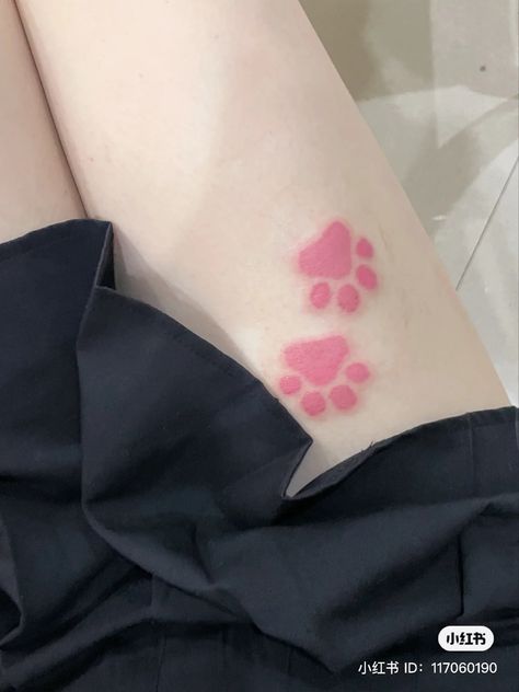 Cat Paw Tattoos, Pink Tattoo, Desain Buklet, Paw Tattoo, Kawaii Tattoo, Cute Little Tattoos, Aesthetic Tattoo, Dream Tattoos, Elegant Tattoos