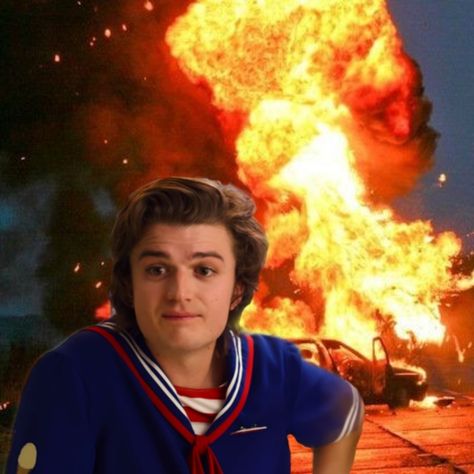 Steve Harrington stranger things Joe Keery Stranger Things Joe Keery, Steve Harrington Stranger Things, Joe Kerry, Stranger Things Steve, Stranger Things Art, Stranger Things Characters, Eleven Stranger Things, Stranger Things Aesthetic, Joe Keery