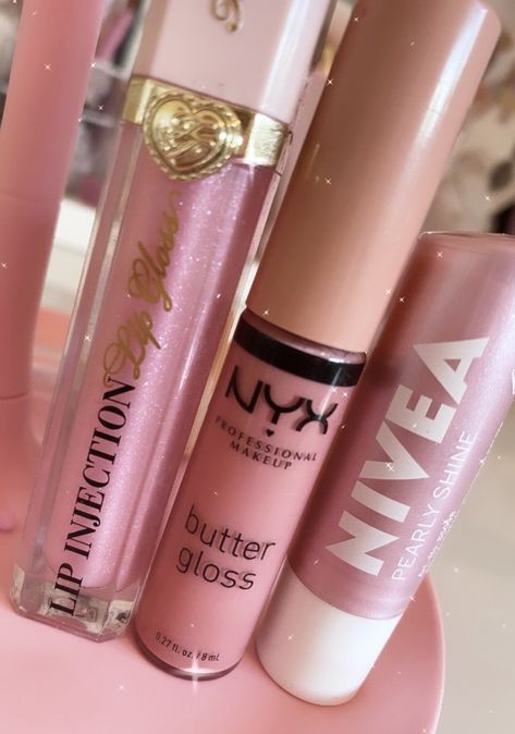 Lip Injection Lip Gloss, Fancy Makeup, Makeup Needs, Lip Glosses, Makeup Obsession, Makeup Items, Nyx Professional Makeup, Makeup Essentials, Pretty Makeup