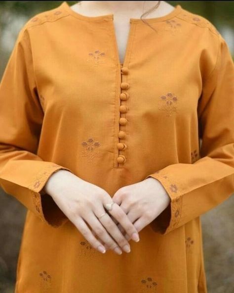 Decent Neck Designs, Decent Dresses, Casual Cotton Tops, Bell Sleeve Tops, Desi Dress, Casual Cotton Top, Dress Designing, Simple Style Outfits, Latest Dress Design