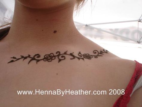 Henna Collar Bone, Mehndi Simple, Collar Bone, Henna Design, Henna Designs, Tattoo Quotes, Henna, Bones, Boston