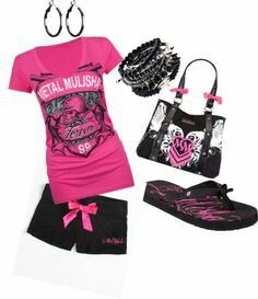 Emo Mcbling, Pink Y2k Outfit, Fox Clothing, Mcbling Fashion, Trashy Outfits, Metal Mulisha, Skull Clothing, Junior Fashion, Trashy Y2k