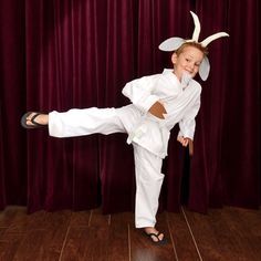 Goat Headband, Goat Costume, Easy Kids Costumes, Farm Animal Costumes, Costume Homemade, Karate Kid Costume, Kid Costume, Terrifying Halloween, Spooky Halloween Crafts