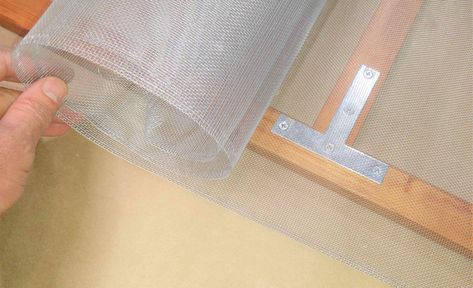 How to Build a Screen Door Diy Bifold Screen Door, Diy Screen Door Easy, Easy Screen Door, Build A Screen Door, Fly Screen Doors, Retractable Screen Door, Diy Screen Door, Square Tool, Diy Screen