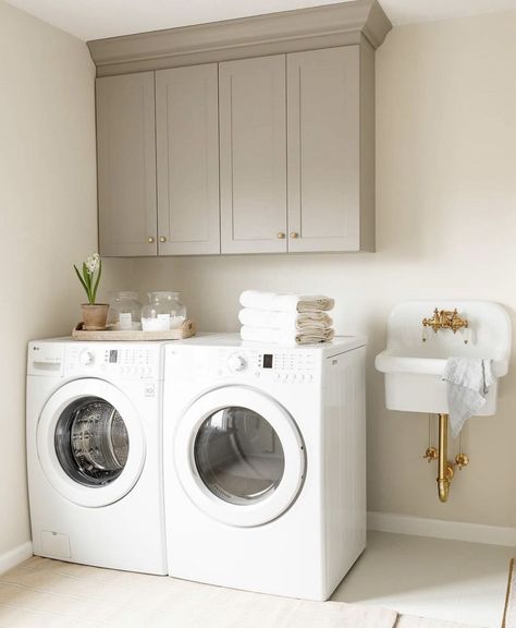 Wall Mount Sink Laundry Room, Small Laundry Room Ideas With Utility Sink, Earthy Laundry Room, Small Laundry Room Sink, Laundry Room With Sink Ideas, Laundry Room Sink Cabinet, Laundry Room With Sink, Full Overlay Cabinets, Sink Laundry Room