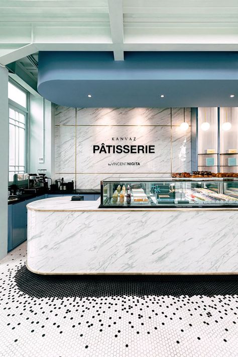 Pastry Shop Interior, Restaurant Counter Design, Patisserie Design, Cafe Counter, Bakery Shop Design, Bakery Interior, Bakery Design Interior, Coffee Shop Interior Design, Coffee Shops Interior