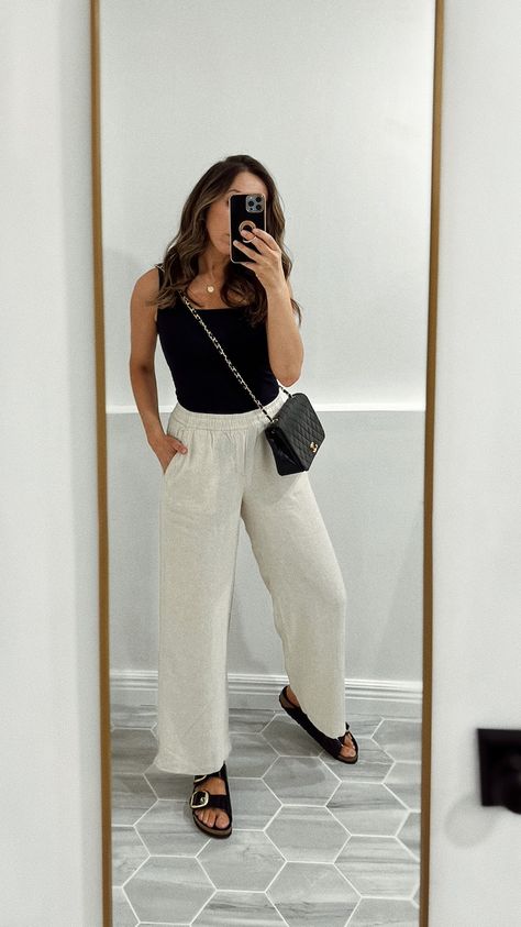 Linen Blend Pants Outfits, Wide Leg Trousers Outfit Summer, Wide Linen Pants Outfit, Linen Wide Leg Pants Outfits, Casual First Date Outfit Summer, Wide Leg Linen Pants Outfit Summer, Summer Outfits Linen Pants, Linens Pants, Wide Leg Linen Pants Outfit