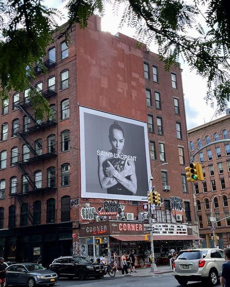 #nyc #newyork #soho #saintlaurent #ysl #billboard Soho Nyc Aesthetic, Manhattan Fashion, I Love Nyc, Nyc Aesthetic, New York Life, Soho Nyc, City Of Angels, Nyc Trip, Year Of The Dragon