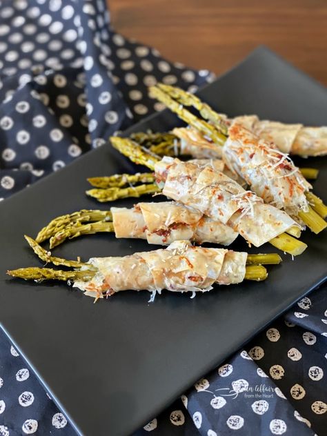 Asiago Recipes, Asparagus Appetizer, Chicken Bacon Recipes, Asparagus Wraps, Pickled Asparagus, Sweet Chicken, Hot Appetizers, Asiago Cheese, Delicious Appetizer Recipes