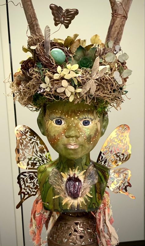 Doll Assemblage Art, Upcycled Dolls, Oddity Art, Assemblage Art Sculpture, Altered Dolls, Strange Dolls, Upcycle Art, Spirit Art Dolls, Assemblage Art Dolls