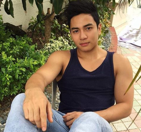 Jak Roberto Selos, Jak Roberto Anti Selos, Jak Roberto, Young Actors, Pinterest Likes, Celebrities, Memes, Quick Saves