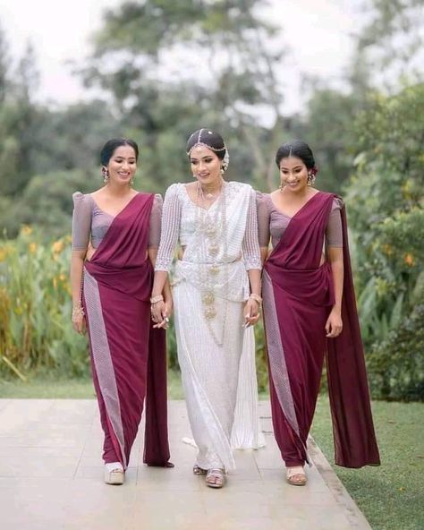 Kandiyan Bridesmaid, Bridesmaid Dresses Kandyan, Kandiyan Saree, Homecoming Saree, Brides Mate Dress, Bridesmaid Colours, Bridal Maid Dress, Kandyan Saree, Wedding Brides Maid