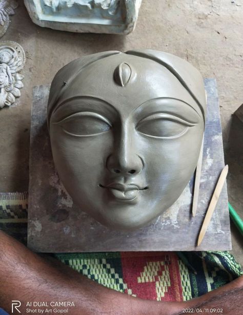 Ganpati Mantra, Durga Face, Clay Portrait, Face Sculpting, Clay Modelling, Computer Drawing, Beautiful Butterfly Pictures, Durga Painting, Ganesh Idol