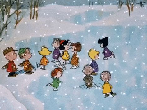 Christmas Gifs Animated, Homemade Egg Nog, Peanuts Snoopy Quotes, Merry Christmas Snoopy, Christmas Tv Specials, Running Christmas, Christmas Whimsical, Good Morning Winter, A Charlie Brown Christmas