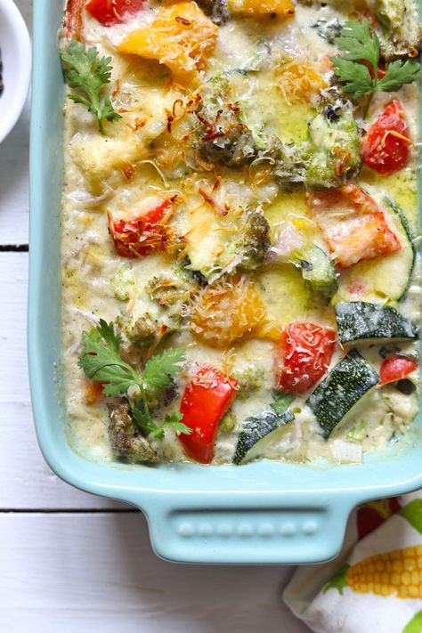 Continental Dishes, Chicken And Vegetable Bake, Mother Sauces, Vegetable Bake Recipes, Recipe Vegetables, Vegetable Bake, Creamy White Sauce, Baked Recipe, Vegetable Casserole Recipes