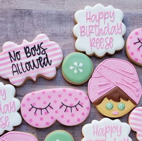 Spa Party Cookies Ideas, Spa Birthday Party Cookies, Spa Themed Party Food, 5th Birthday Spa Party, Spa Day Cookies Decorated, Spa Themed Cupcakes, Spa Birthday Cookies, Spa Themed Cookies, Spa Day Cake Girl Birthday