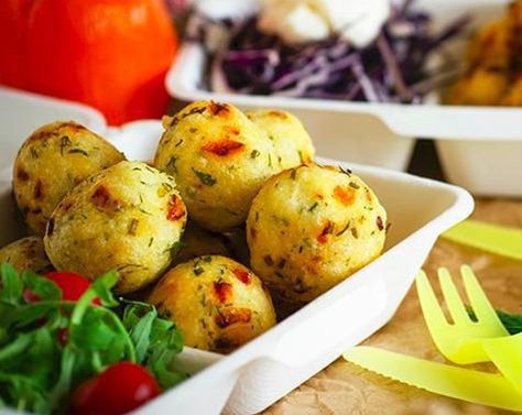 Learn more about Mini Polenta Appetizers Balls from SideChef! Party Food Vegan, Polenta Appetizer, Summer Party Food, Basic Dough Recipe, Making Roast Potatoes, Old Fat, Summer Food Party, Cooking App, Vegan Recipes Videos