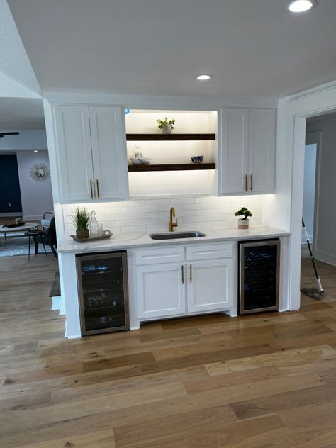 White Dry Bar Ideas, Dry Bar Ideas For Home, Hallway Upgrade, Buffet Built In, Built In Wet Bar, Basement Entertainment, Home Wine Bar, House Basement, Tennessee House