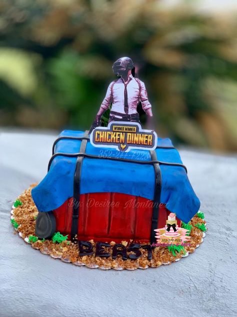 Pubg cake Pubg Cake, Dinosaur Birthday Cakes, Lego Cake, Video Games Birthday, Minecraft Cake, Cake Pictures, Cool Birthday Cakes, Cake Designs Birthday, Grooms Cake