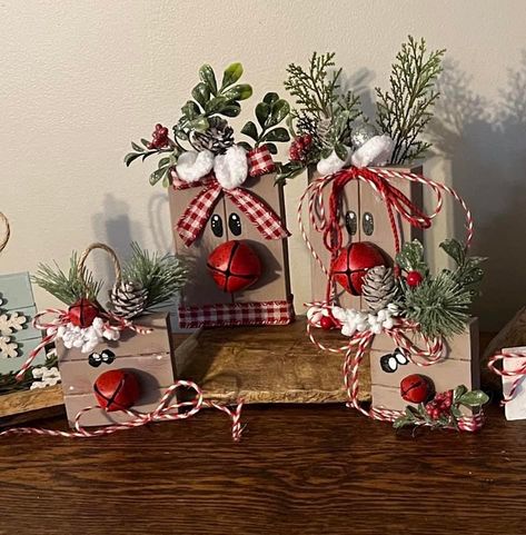 Paint Can Crafts Diy Projects, Reindeer Wood Blocks, Christmas Craft Bazaar Ideas, Wood Craft Show Ideas, Reindeer Crafts For Adults, Christmas Crafts Diy Projects Wood, 2 X 4 Christmas Crafts, Dollar Tree Block Crafts, Wood Reindeer Diy