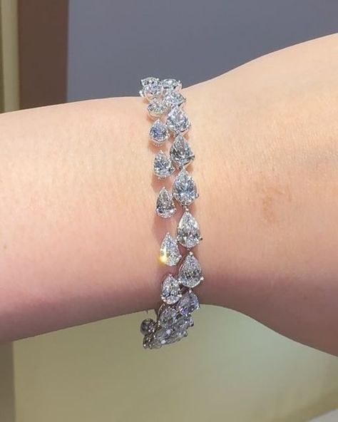 Ori Vechler on Instagram: "Double Pears Tennis Bracelet With Floating Looking Line✨ How Do You like It!? 🤩" Pear Tennis Bracelet, Pear Bracelet, Jewellery Photoshoot, Jewelry Photoshoot, Diamond Tennis Bracelet, Do You Like It, Tennis Bracelet Diamond, Fine Jewellery, Tennis Bracelet