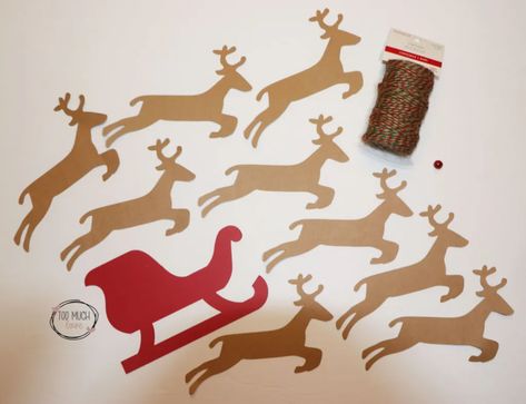 Reindeer Garland Diy, Reindeer Garland, Too Much Love, How To Make Glitter, Flying Reindeer, Reindeer And Sleigh, Diy Banner, Reindeer Ornaments, Felt Garland