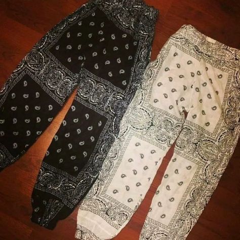 Bandana Joggers just in time for Fall 🍂 Bandana Dress, Black Bandana, Custom Made Shirts, Cotton Bandanas, Silver Shop, Ankle Cuffs, Bandanas, Levis Jeans, Tube Top