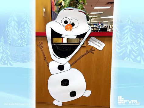 Olaf book drop decoration! Library Book Drop Box Ideas, Library Book Return Box Cute Ideas, Library Book Drop Decoration, Book Return Ideas Library, Book Drop Ideas Library, Drop Box Ideas, School Library Bulletin Boards, School Library Decor, Library Media Specialist