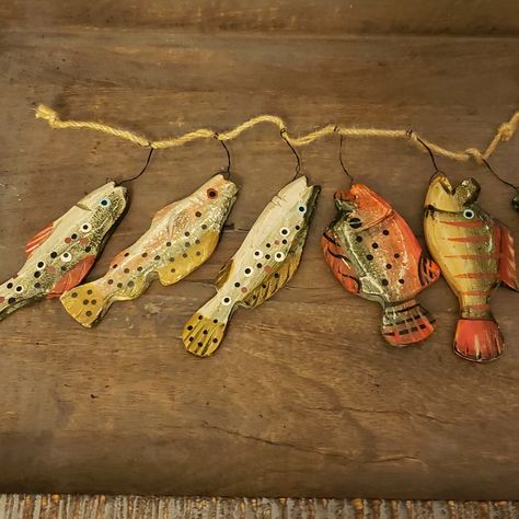 Hobby Lobby Fish Garland With Six Wooden Painted Fish Home Accent. Nice For Cabin, Office Or Outdoorsy Themed Party. Wooden Fish Approximately 4-6" Long Each. Twine Garland Approximately 16" Long. Please Reach Out With Any Questions. Open To Bundles. Key West Style Decor, Boys Fishing Bedroom, Fishing Room Decor, Twine Garland, Fish Lamps, Fish Garland, Fishing Bedroom, Fish Color, Cabin Office