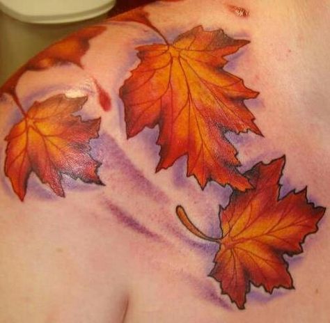 Leaves over shoulder Canada Leaf Tattoo, Maple Leaf Tattoo Design, Leaves Reference, Maple Leaf Tattoos, Fall Leaves Tattoo, Leaf Ideas, Tato 3d, Canada Tattoo, Mangas Tattoo