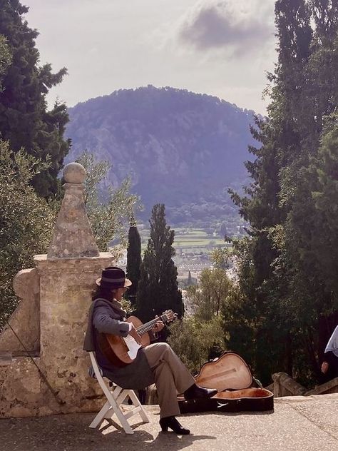 Playing Guitar Outside Aesthetic, Spanish Guitar Aesthetic, Classical Guitar Aesthetic, Classic Guitar Aesthetic, Spanish Music Aesthetic, Spain Moodboard, Playing Guitar Aesthetic, Guy Playing Guitar, Guitar Spanish